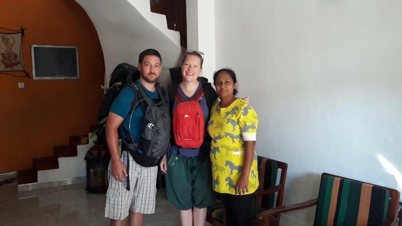 Nisansala Homestay Kandy Deiyannewela Екстер'єр фото