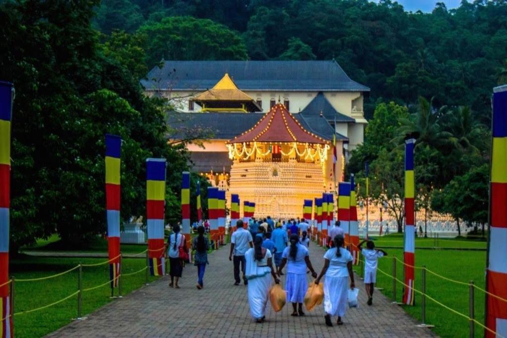 Nisansala Homestay Kandy Deiyannewela Екстер'єр фото